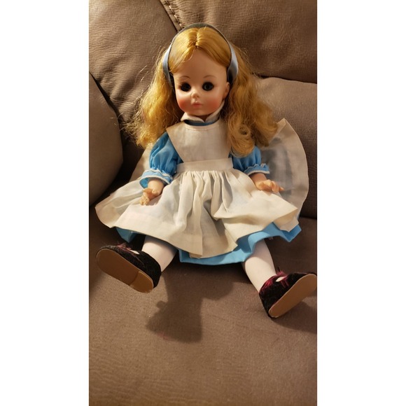 Madame Alexander 13" Alice in Wonderland Doll #1552 - Picture 1 of 8